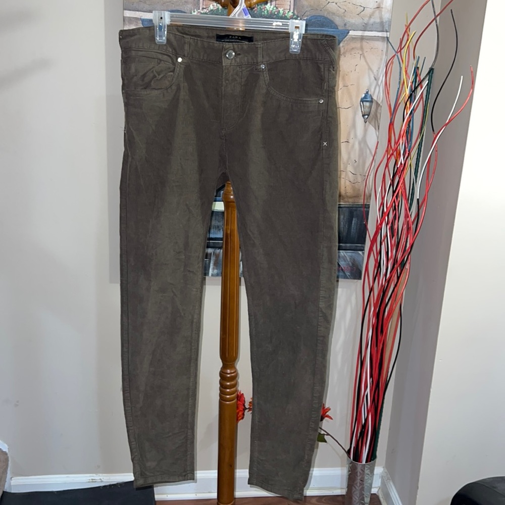 Zara corduroys olive green